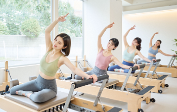 Pilates Mirror　レッスン