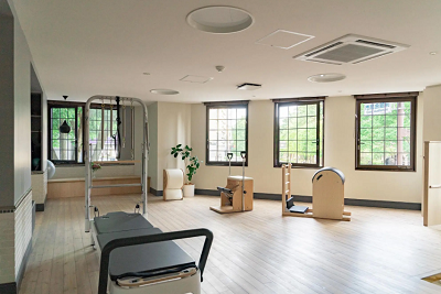 REborn PILATES Salon & School スタジオ