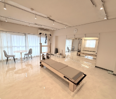 STUDIO IVY　スタジオ