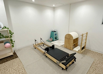 PILATES AVENIR　スタジオ
