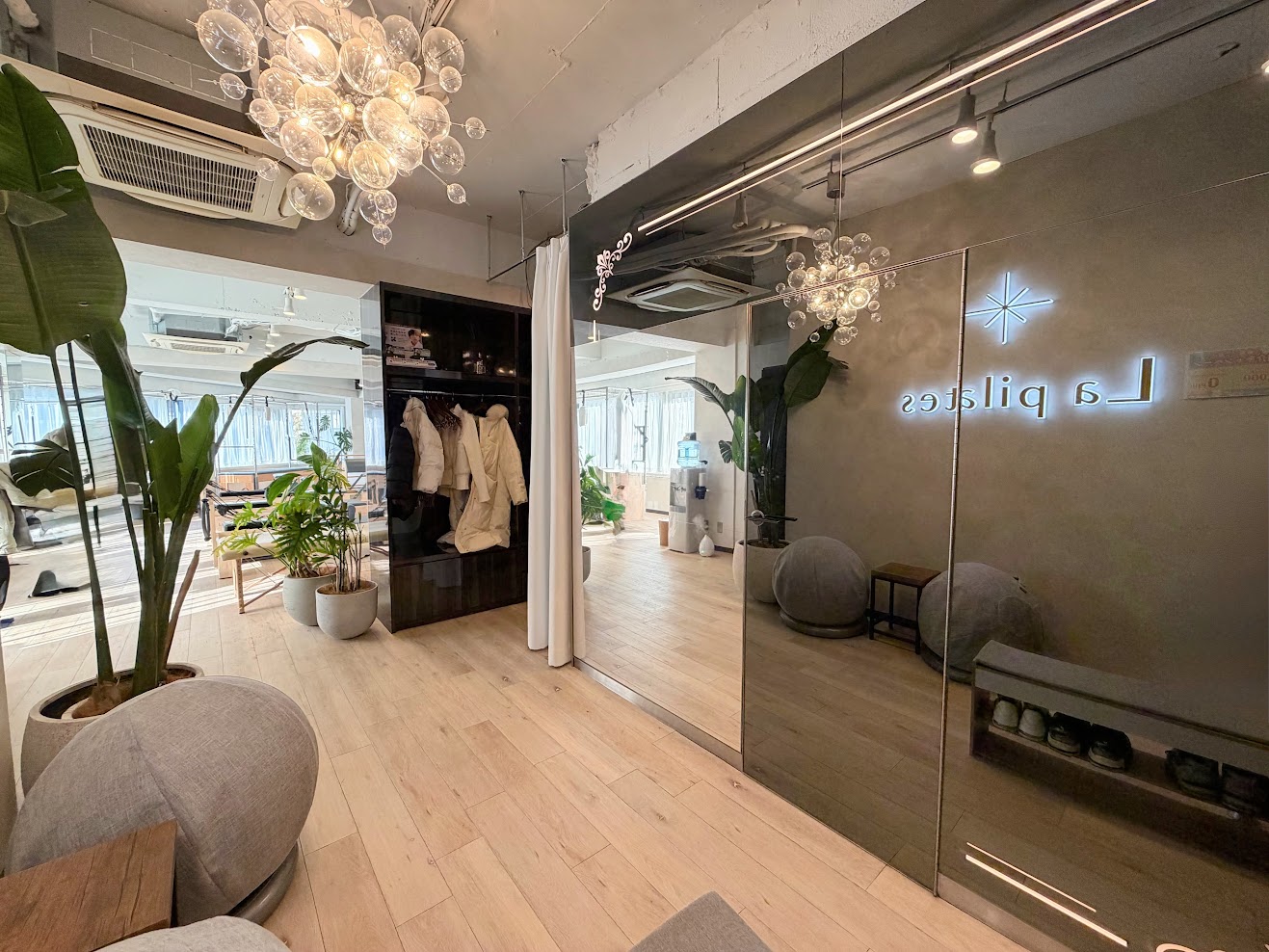 La Pilatesフロント風景