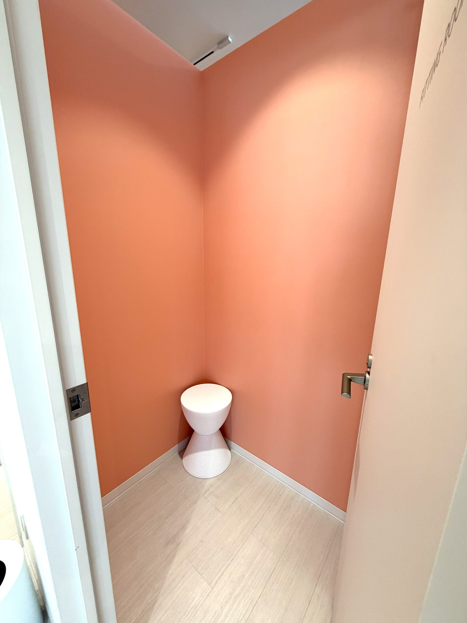 アーバンクラシックピラティス　更衣室　オリジナル写真