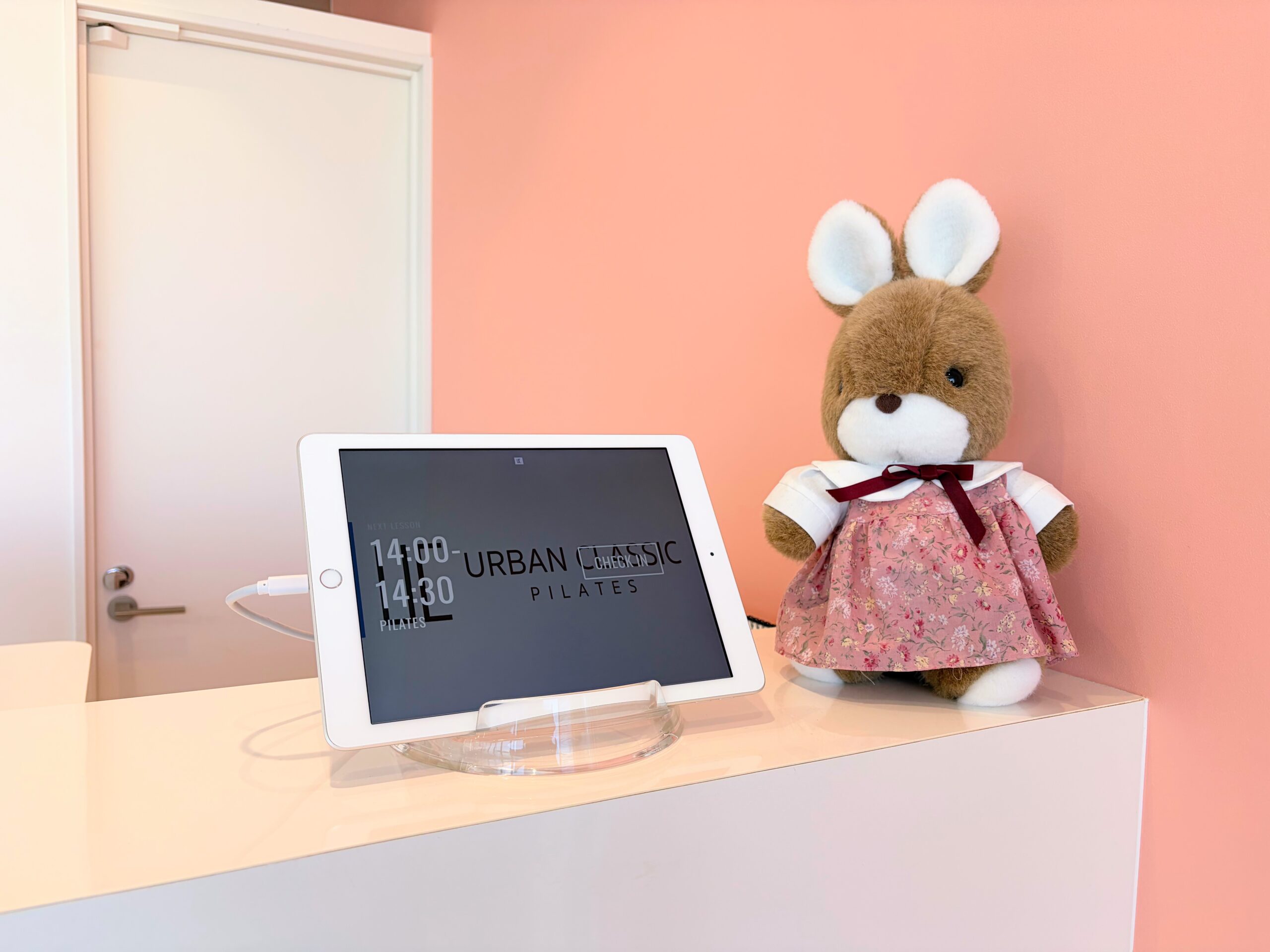 アーバンクラシックピラティス　フロント写真　オリジナル