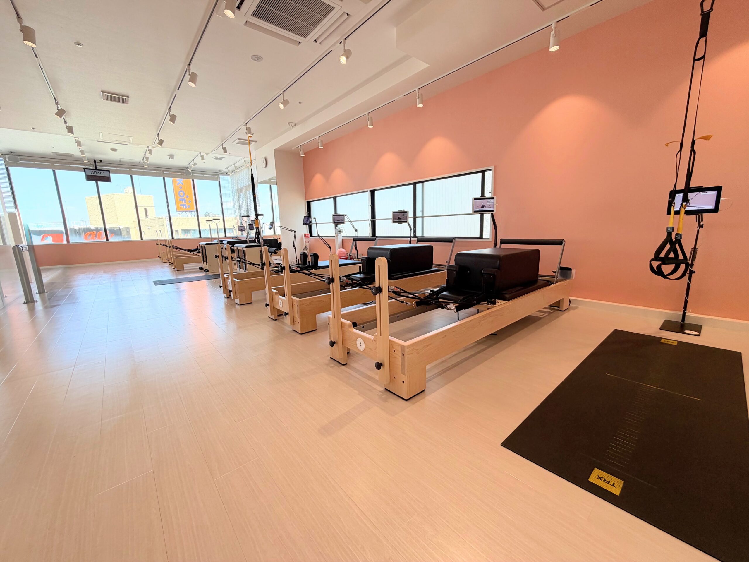 アーバンクラシックピラティススタジオ風景　オリジナル写真