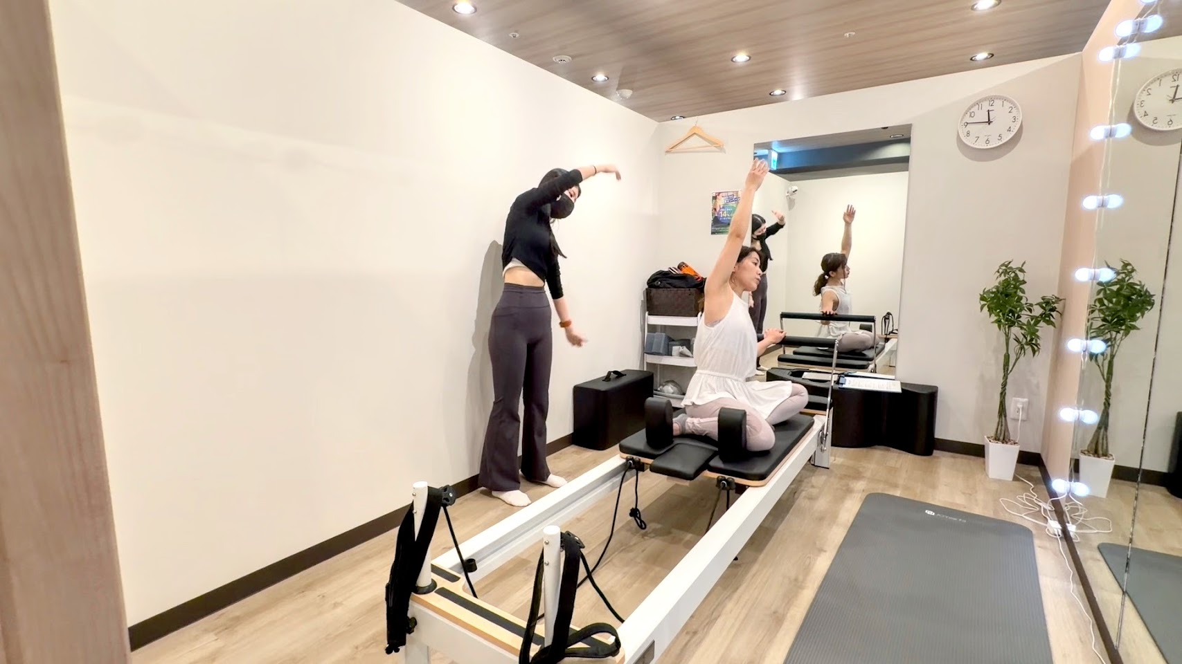 24/7Pilatesエクササイズ風景